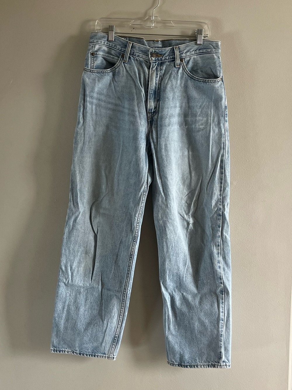 Levi’s Light Wash Denim Jeans